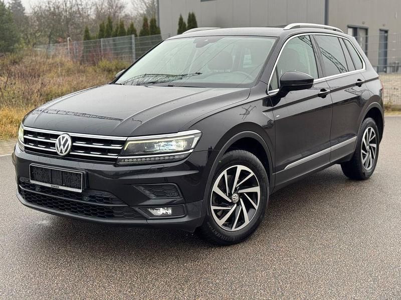 Schwarz Gebraucht 2018 VW Tiguan Join SUV | 15.990 € (Fairer Preis) - Bild 1/4
