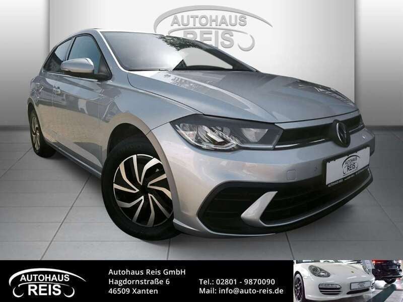 Silber Gebraucht 2024 VW Polo Life Kleinwagen | 17.790 € (Superpreis) - Bild 1/4
