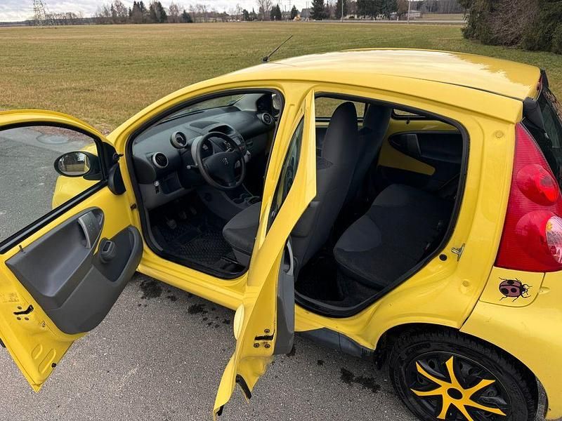 Gebraucht Peugeot 107 Filou 68 PS (50 kW) 2008 Gelb Kleinwagen