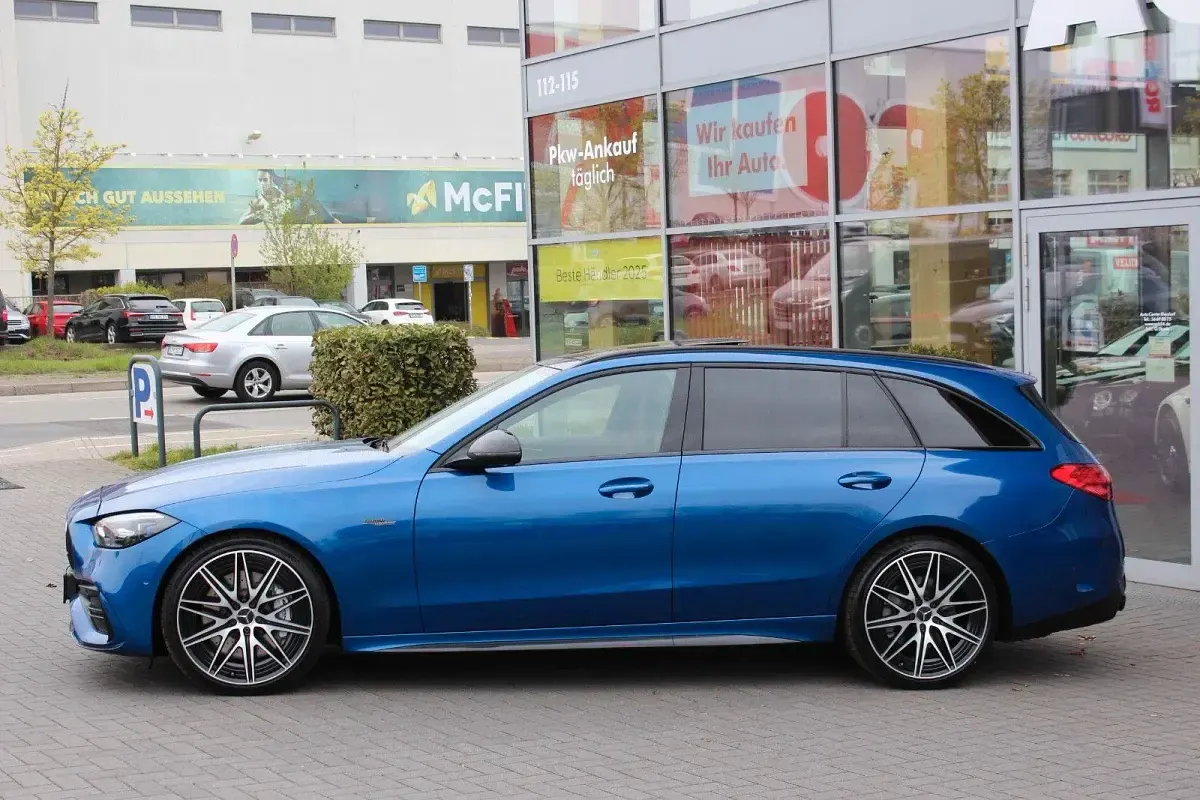 Gebraucht Mercedes C43 AMG AMG 408 PS (300 kW) 2022 Spektralblau (metallic) Kombi