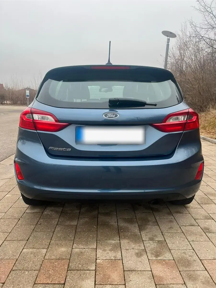 Gebraucht Ford Fiesta Cool & Connect 95 PS (69 kW) 2019 Blau Kleinwagen