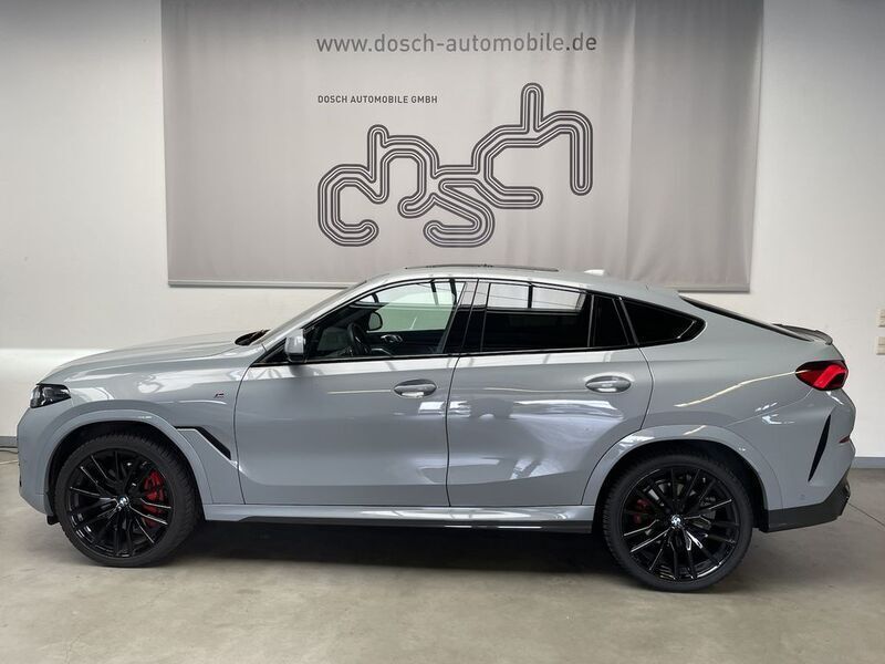 Grau Gebraucht 2024 BMW X6 M Sport SUV | 84.790 € (Fairer Preis) - Bild 1/4