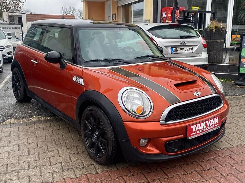 Gebraucht Mini Cooper S Coupé 184 PS (135 kW) 2010 Orange Coupé