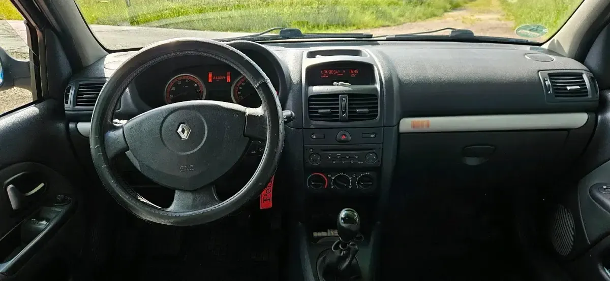 Gebraucht Renault Clio 75 PS (55 kW) 2005 Blau Kleinwagen
