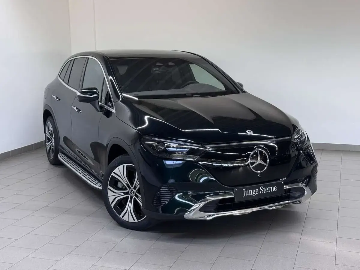 Gebraucht Mercedes EQE500 300 kW (408 PS) 2025 Grün SUV