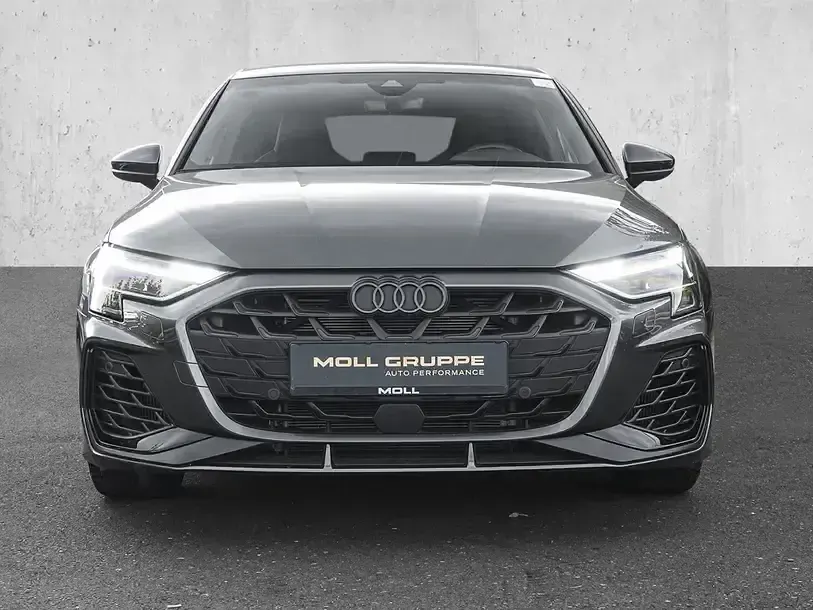 Gebraucht Audi S3 Ambiente 333 PS (244 kW) 2025 Daytonagrau perleffekt (metallic) Limousine