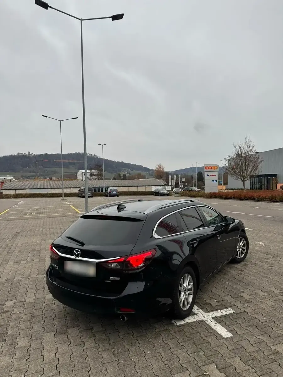 Gebraucht Mazda 6 150 PS (110 kW) 2015 Schwarz Kombi