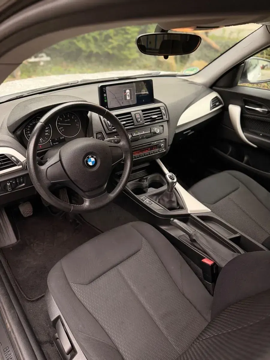Gebraucht BMW 114 102 PS (75 kW) 2015 Weiß Kleinwagen