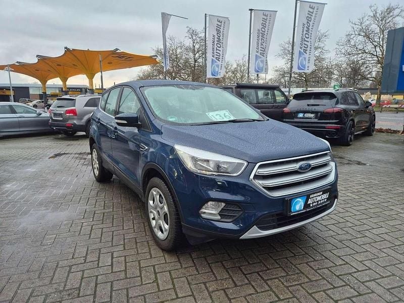 Gebraucht Ford Kuga Trend 120 PS (88 kW) 2019 Blau SUV