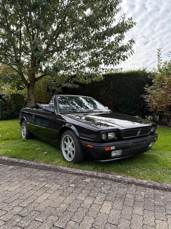 Schwarz Gebraucht 1993 Maserati Biturbo Cabrio | 13.500 € - Bild 1/4