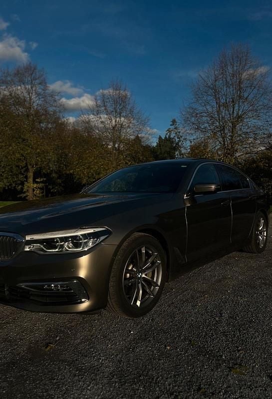 Gold Gebraucht 2018 BMW 530 Limousine | 24.900 € (Fairer Preis) - Bild 1/4