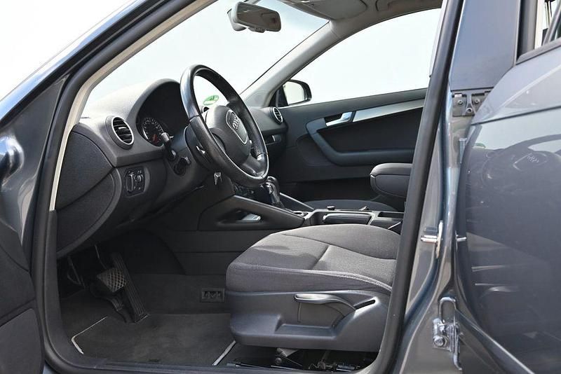 Gebraucht Audi A3 Ambiente 160 PS (117 kW) 2007 Grau Limousine