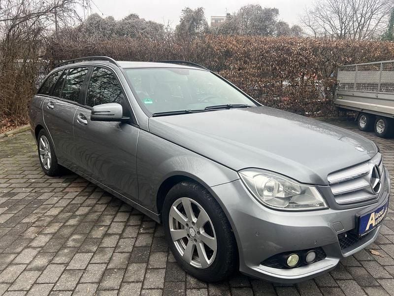 Silber Gebraucht 2012 Mercedes C220 Kombi | 9.200 € (Fairer Preis) - Bild 1/4