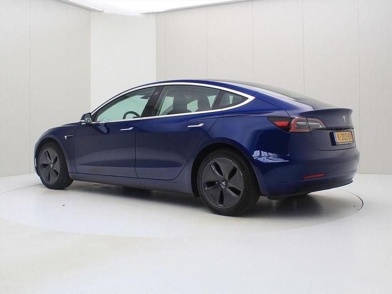 Gebraucht Tesla Model 3 Standard Range 225 kW (306 PS) 2020 Blau Limousine