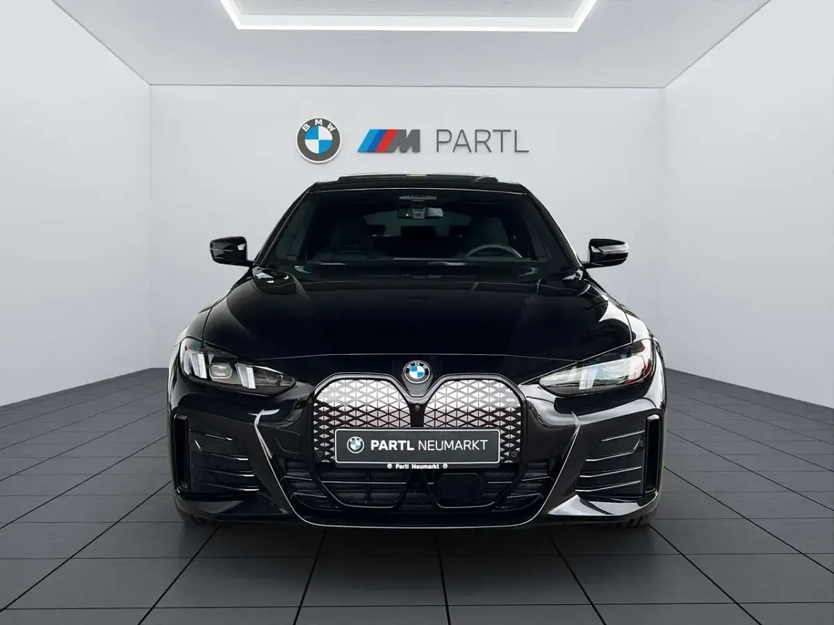Gebraucht BMW i4 294 kW (401 PS) 2026 Saphirschwarz Limousine