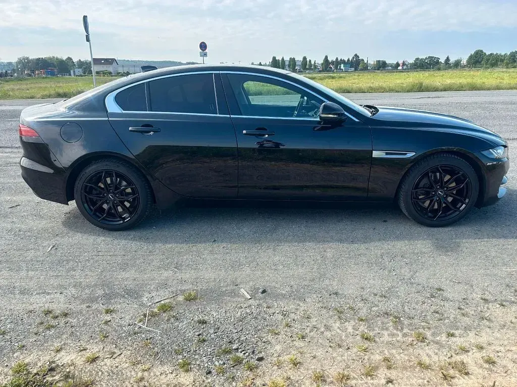 Gebraucht Jaguar XE 250 PS (183 kW) 2020 Schwarz Limousine