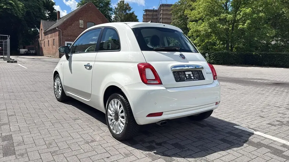 Gebraucht Fiat 500 Lounge 69 PS (50 kW) 2020 Weiß Kleinwagen