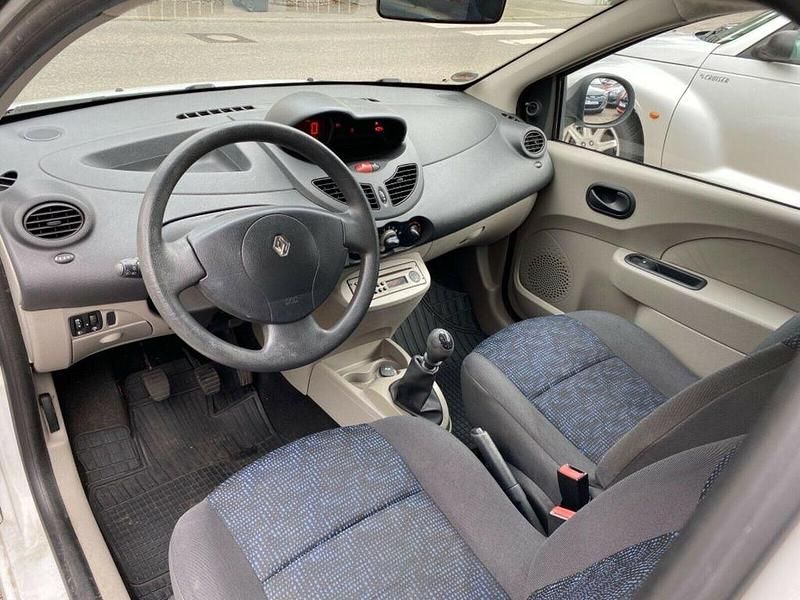 Gebraucht Renault Twingo Authentique 58 PS (42 kW) 2008 Weiß Kleinwagen