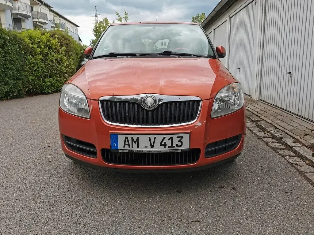 Gebraucht Skoda Fabia 60 PS (44 kW) 2008 Orange Limousine