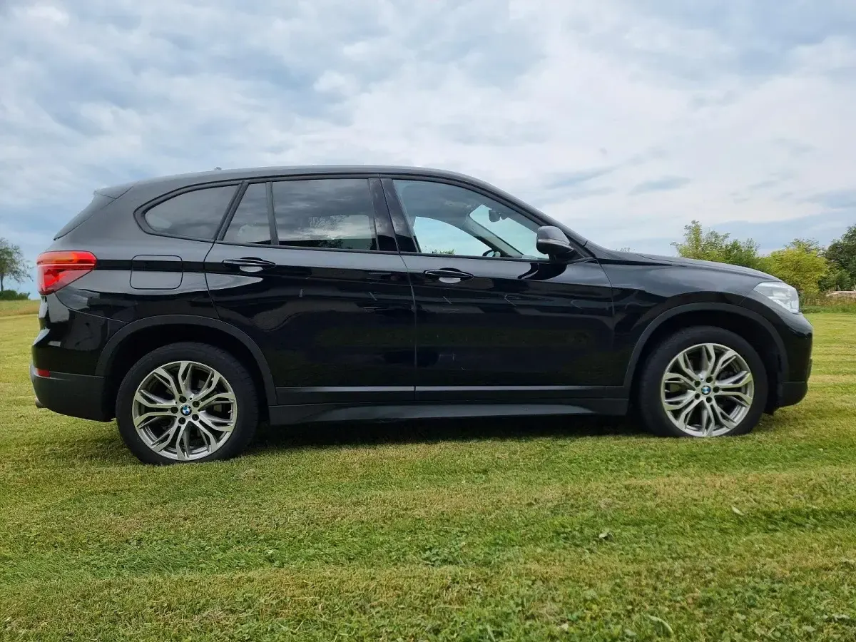 Gebraucht BMW X1 192 PS (141 kW) 2019 Schwarz SUV