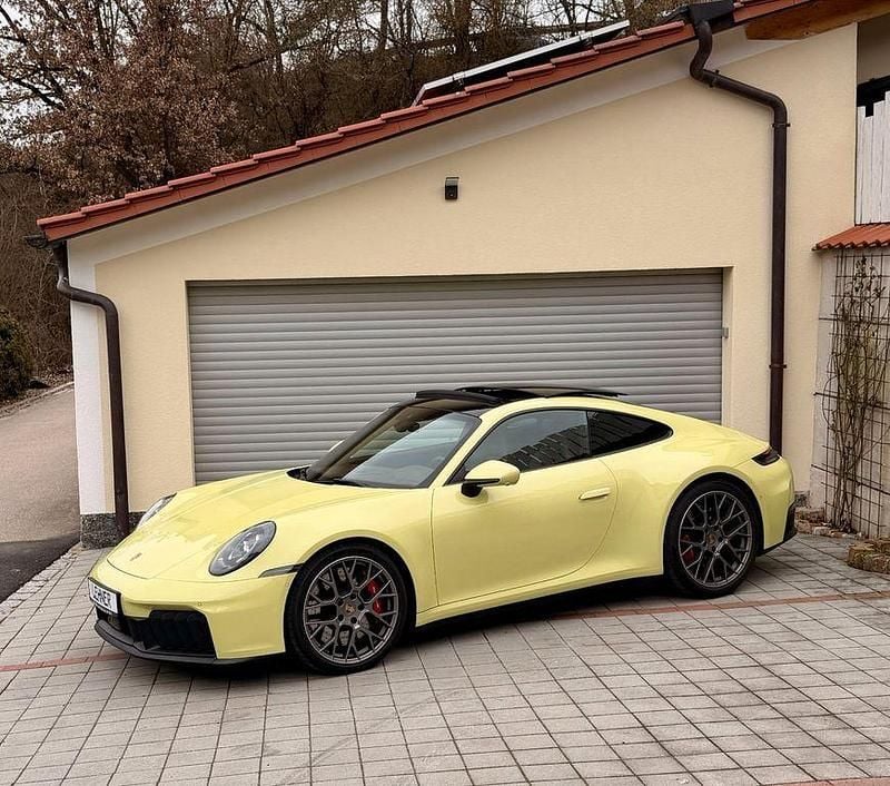 Gebraucht Porsche 992 541 PS (397 kW) 2024 Gelb