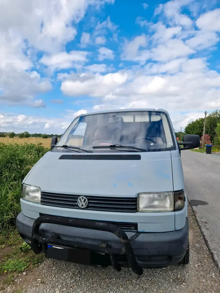 Gebraucht VW T4 68 PS (50 kW) 1997 Grau Van
