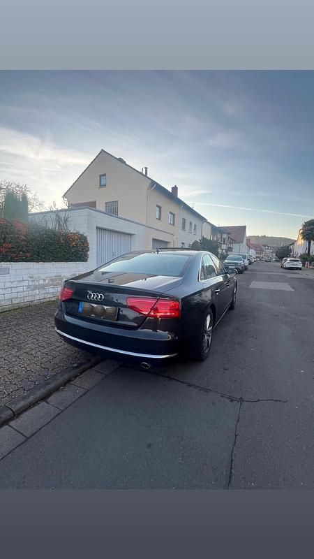 Gebraucht Audi A8 Comfort 250 PS (183 kW) 2011 Braun Limousine