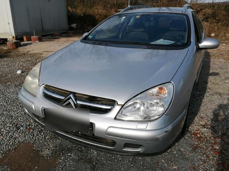Grau Gebraucht 2004 Citroën C5 Exclusive Kombi | 2.450 € - Bild 1/4