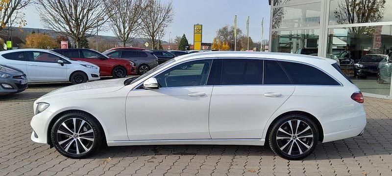 Gebraucht Mercedes E350 Avantgarde 286 PS (210 kW) 2019 Weiß Kombi