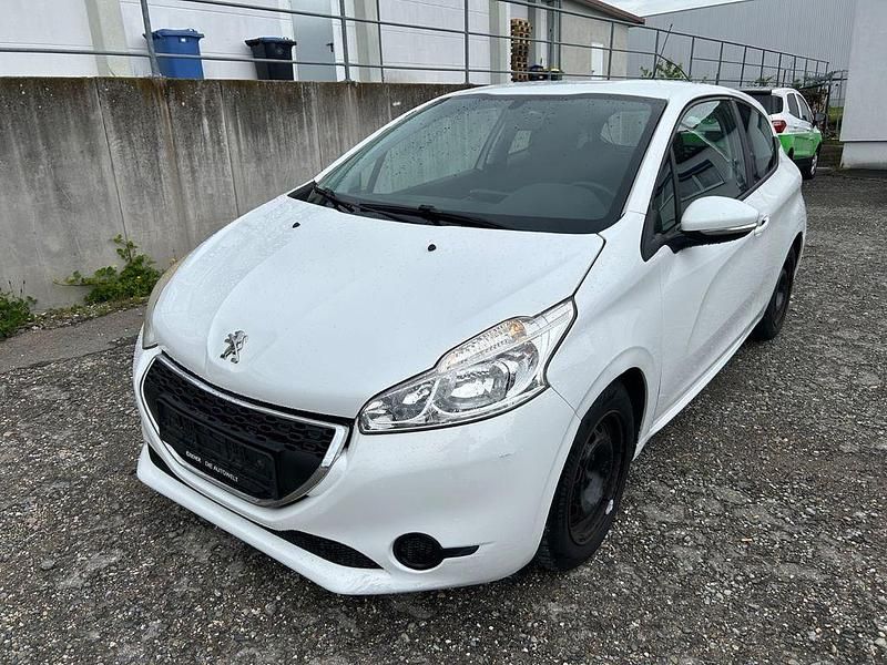 Gebraucht 2012 Peugeot 208 Active Kleinwagen | 2.699 € (Guter Preis) - Bild 1/4