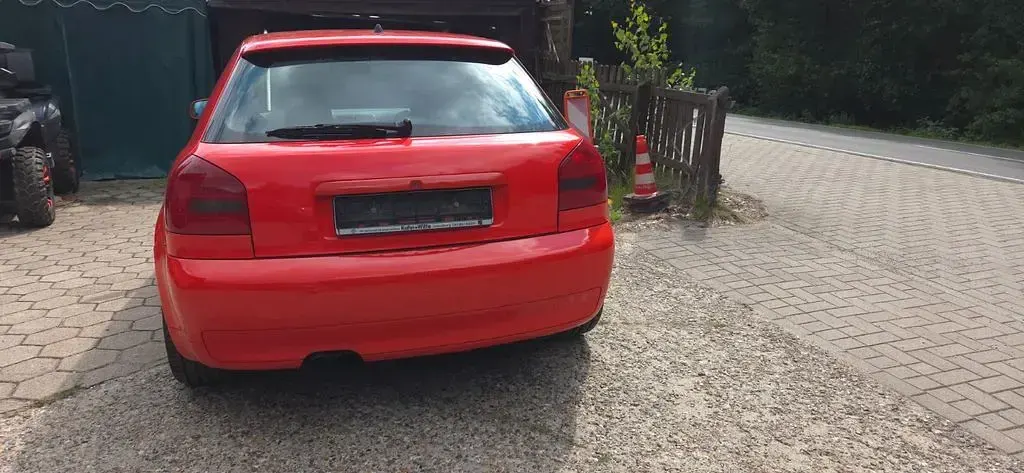 Gebraucht Audi S3 Sport 252 PS (185 kW) 2000 Rot Kleinwagen