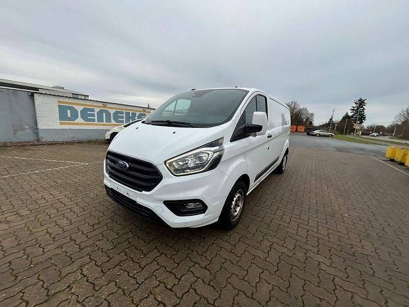 Gebraucht Ford Transit Custom 131 PS (96 kW) 2022 Weiß Van / Kleinbus