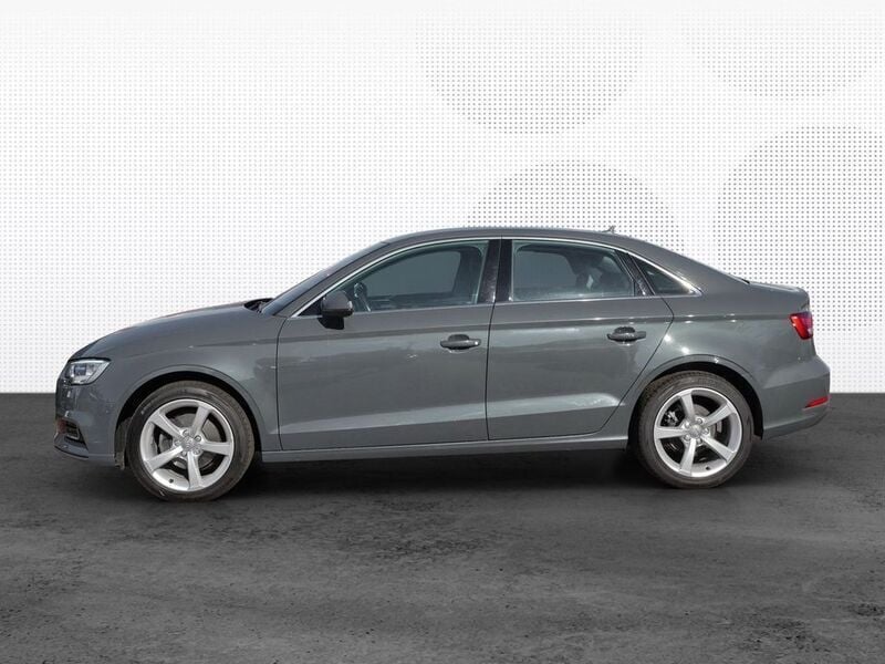 Gebraucht Audi A3 Design 116 PS (85 kW) 2018 Grau Limousine