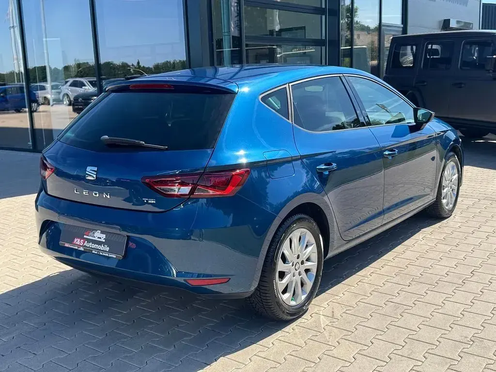 Gebraucht Seat Leon Style 125 PS (91 kW) 2016 Blau Limousine