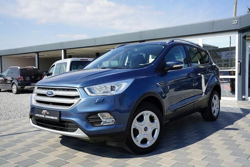Gebraucht Ford Kuga Cool & Connect 150 PS (110 kW) 2019 Blau SUV