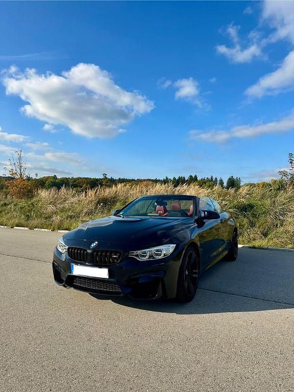 Schwarz Gebraucht 2015 BMW M4 Cabriolet Performance Cabrio | 48.999 € (Fairer Preis) - Bild 1/4