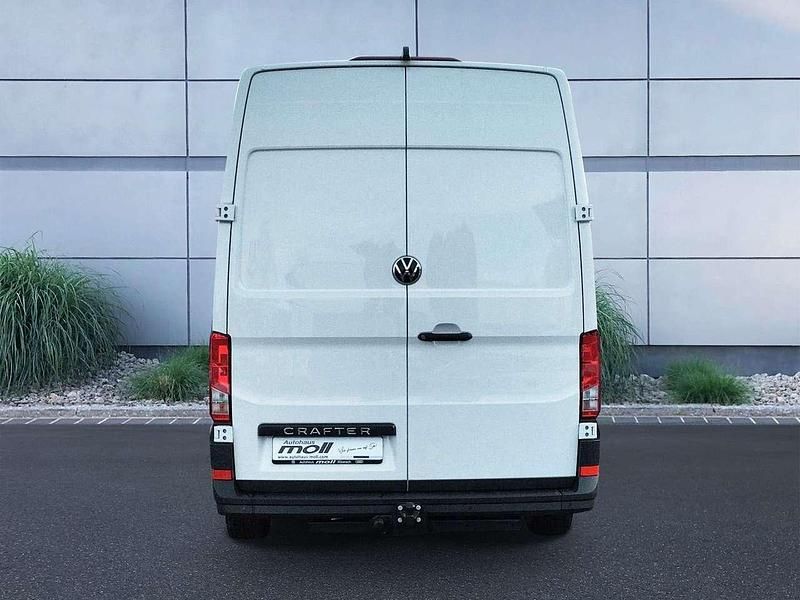Gebraucht VW Crafter 140 PS (102 kW) 2025 Candyweiß Van