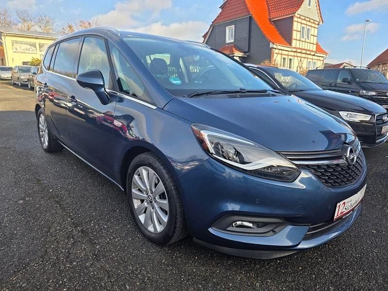 Blau Gebraucht 2018 Opel Zafira Innovation Van / Kleinbus | 10.999 € (Superpreis) - Bild 1/4