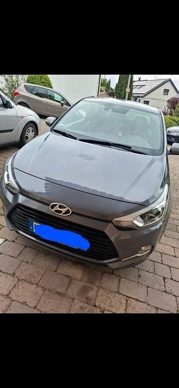 Gebraucht Hyundai i20 Sport 101 PS (74 kW) 2016 Grau Coupé