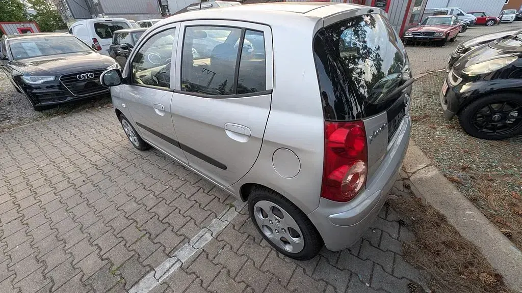 Gebraucht Kia Picanto Vision 65 PS (47 kW) 2011 Silber Kleinwagen