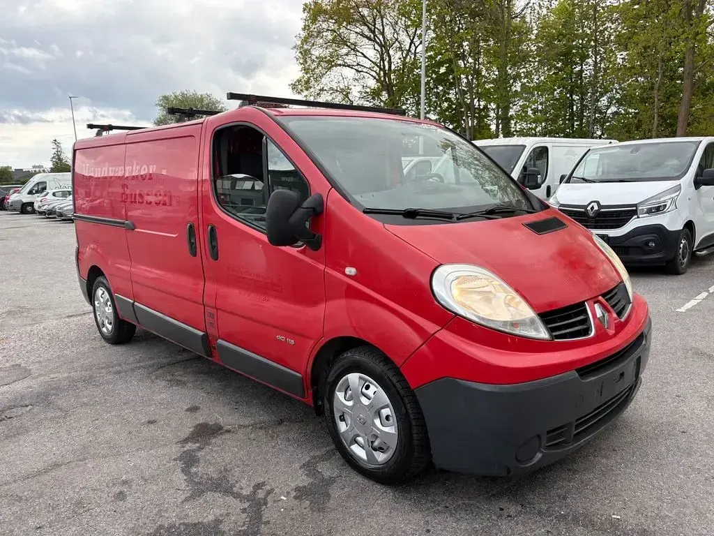 Usata Renault Trafic 2011 Rosso Monovolume