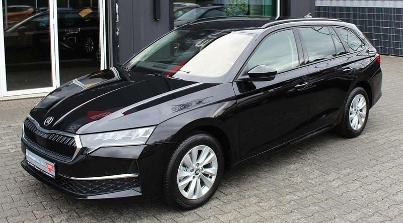 Schwarz Neu 2025 Skoda Octavia Selection Kombi | 32.490 € (Fairer Preis) - Bild 1/4