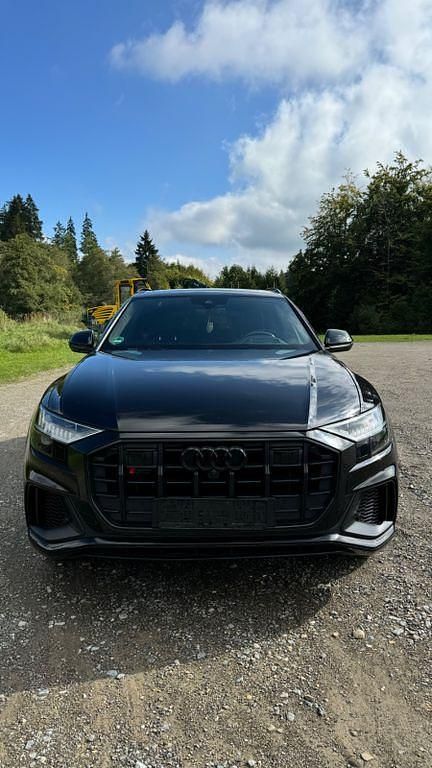 Schwarz Gebraucht 2020 Audi SQ8 Ambiente SUV | 74.500 € (Fairer Preis) - Bild 1/4