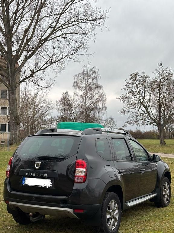 Gebraucht Dacia Duster Prestige 125 PS (91 kW) 2014 Schwarz SUV