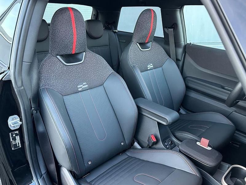 Gebraucht Mini John Cooper Works 231 PS (169 kW) 2025 Schwarz Kleinwagen