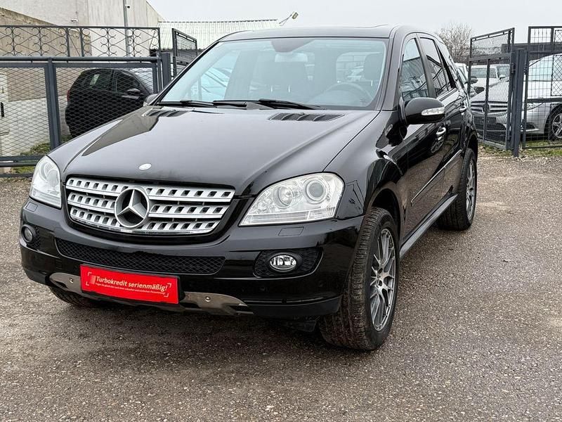Schwarz Gebraucht 2008 Mercedes ML280 SUV | 8.999 € (Fairer Preis) - Bild 1/4