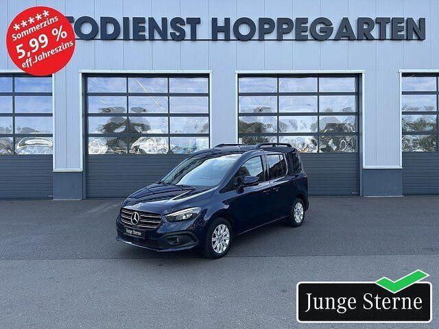 Cavansitblau Gebraucht 2023 Mercedes 180 Progressive Limousine | 27.680 € (Etwas zu teuer) - Bild 1/4
