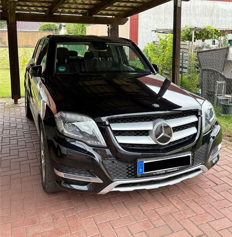Schwarz Gebraucht 2014 Mercedes GLK250 SUV | 17.900 € (Fairer Preis) - Bild 1/4