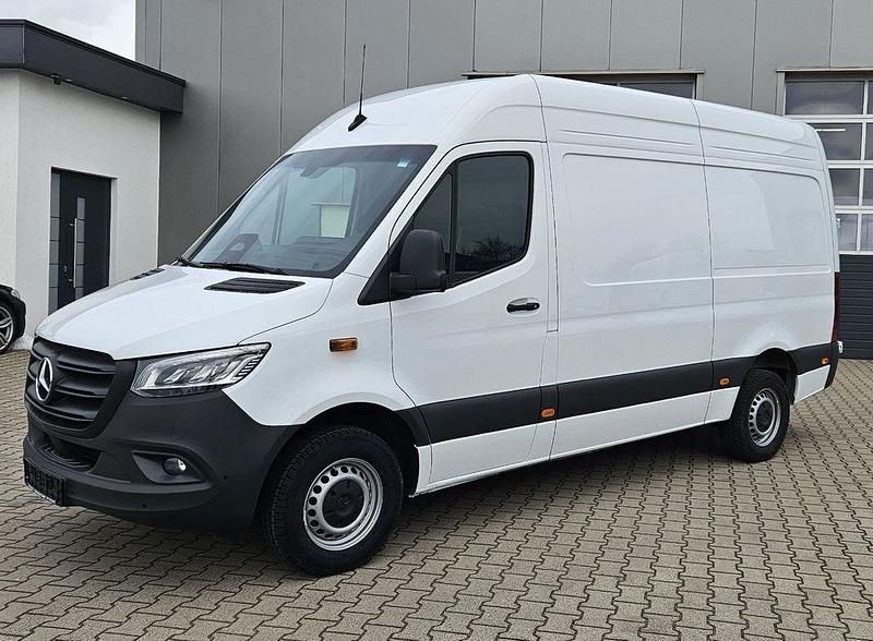 Gebraucht Mercedes Sprinter 170 PS (125 kW) 2024 Weiß Van