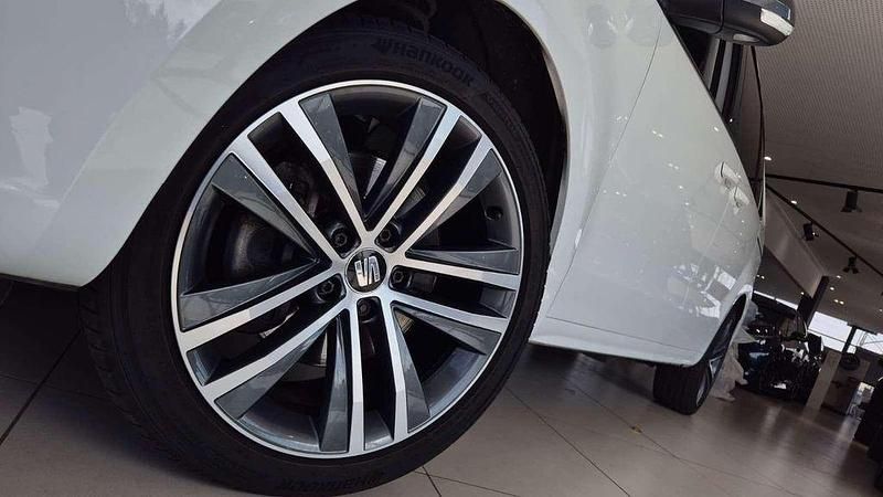 Gebraucht Seat Alhambra FR 220 PS (161 kW) 2019 Weiß Van / Kleinbus